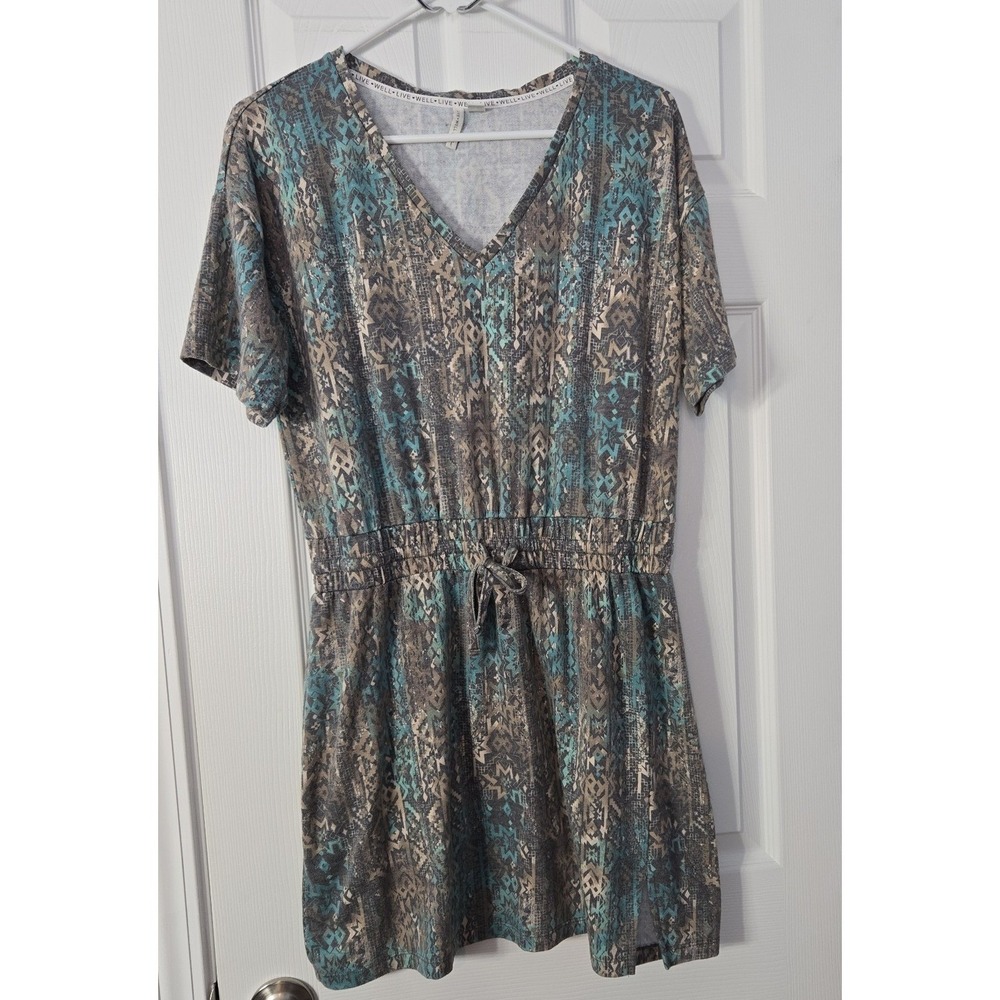Live Well  Active Womans Short Sleeve Dress Dress Medium‎ V Neck.